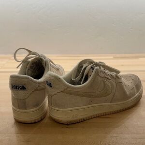 Nike Air Force 1 07 SE Sneaker women